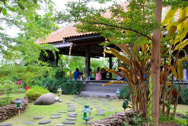 Yoga class at Desa Seni