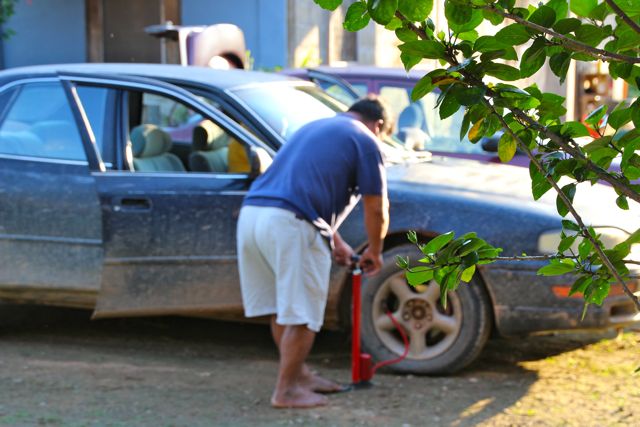 Getting the car ready to head to Cockscomb!