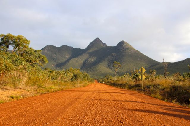 Driving through the Stirling ranges towards Mt Toolbrunup